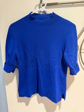 Ann Taylor Bright Royal Blue Short Sleeve Knit Top Size M Cotton Blend